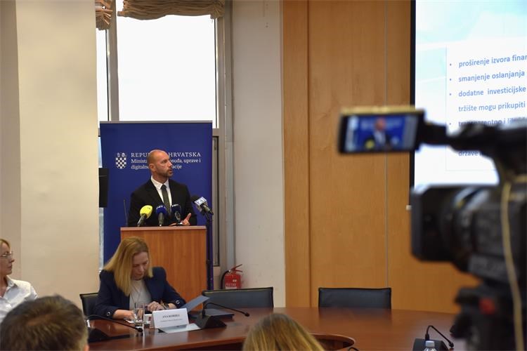 Slika /slike/press 15.06..JPG